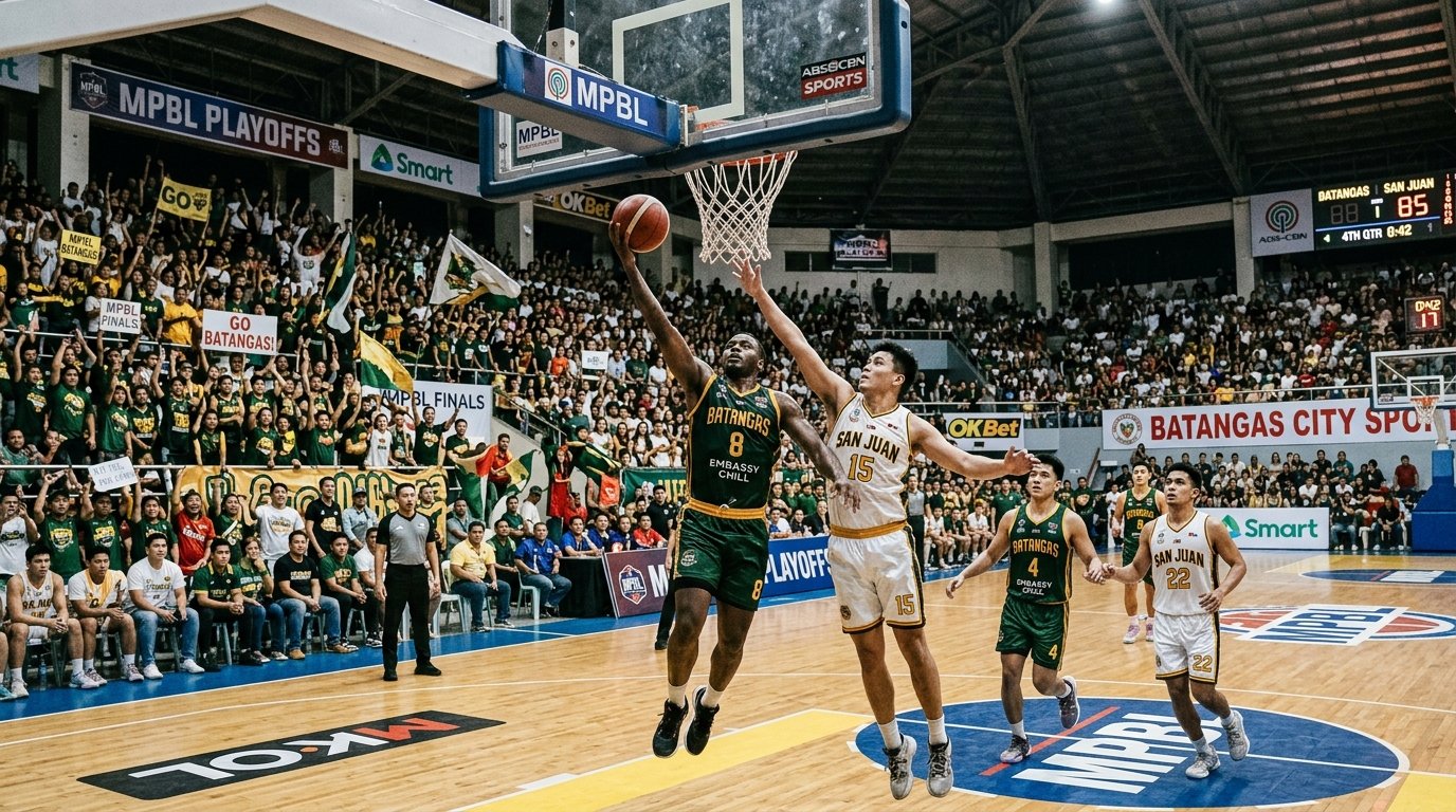MPBL playoff fastbreak action between Batangas City in green and gold and San Juan in white jerseys